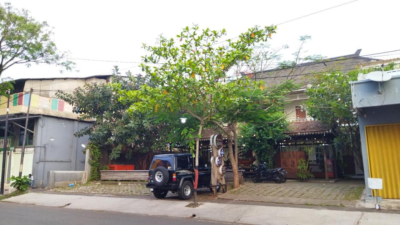 Nusantara Hotel Syariah ジェパラ エクステリア 写真