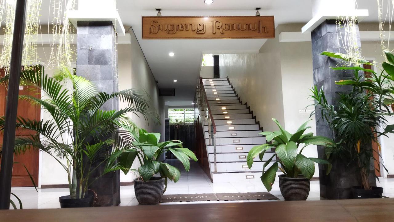 Nusantara Hotel Syariah ジェパラ エクステリア 写真